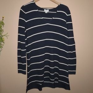 Old Navy knit sweater sz M ✨